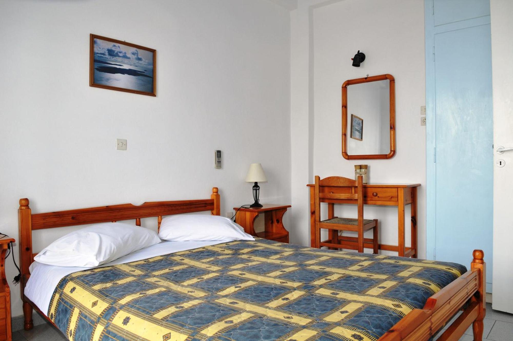Katerina Kafieri Apartments Фіростефані Екстер'єр фото